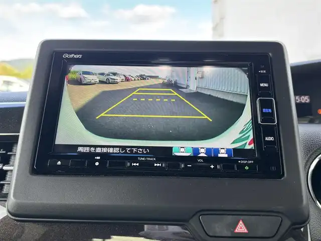 ホンダ Ｎ ＢＯＸ カスタム G L ホンダセンシング 奈良県 2020(令2)年 4.6万km プラチナホワイトパール ワンオーナー /純正ナビ [VXM-204VFi]/バックカメラ /フルセグTV /片側パワースライドドア /リアサンシェード /レーダークルーズコントロール /前後ドライブレコーダー /前席シートヒーター /純正14インチAW