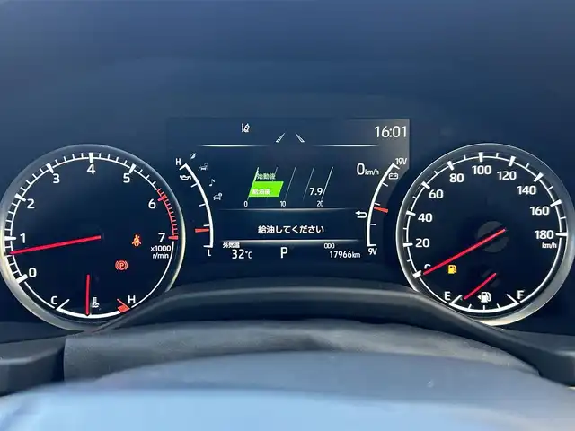 トヨタ ランドクルーザー ZX 兵庫県 2023(令5)年 1.8万km プレシャスホワイトパール ワンオーナー/4WD/12.3インチディスプレイオーディオ/　（AM/FM/CD/USB/DVD/BT)/AppleCarPlay/フルセグTV/全周囲カメラ/リアエンターテインメント/サンルーフ/デジタルインナーミラー/JBLサウンド/トヨタセーフティセンス/・プリクラッシュセーフティ/・レーントレーシングアシスト/・ロードサインアシスト/・オートマチックハイビーム/・レーダークルーズコントロール/・クリアランスソナー/・リヤクロストラフィックアラート/・リヤカメラディテクション/・パーキングサポートブレーキ/・ブラインドスポットモニター/・ヘッドアップディスプレイ/電動デフロック/横滑り防止装置/ステアリングヒーター/オートライト/レザーシート/シートヒーター/エアシート（1列目・２列目）/パワーシート（前席/運転席のみメモリー機能付き）/ビルドインETC/電動リアゲート/純正フロアマット/ルーフレール/三眼LEDヘッドライト/フォグランプ/モデリスタエアロ/純正20インチアルミホイール/取扱説明書/保証書/スペアキー1本