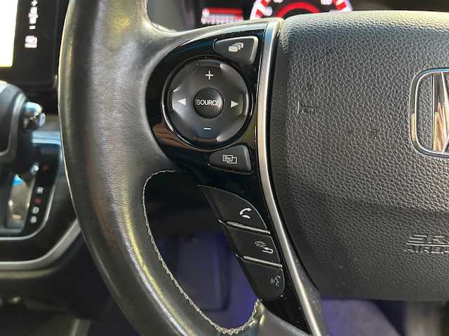 ホンダ オデッセイ アブソルート EX 東京都 2014(平26)年 8.4万km クリスタルブラックパール 純正ナビ/　＜フルセグTV/CD/DVD/Bluetooth/HDMI＞/全方位カメラ/ETC/フリップダウンモニター/両側パワースライド/衝突軽減ブレーキ/レーダークルーズ/ブラインドスポットモニター/革シート/前席シートヒーター/革巻きステアリング/純正フロアマット/ドアバイザー/取扱説明書/保証書