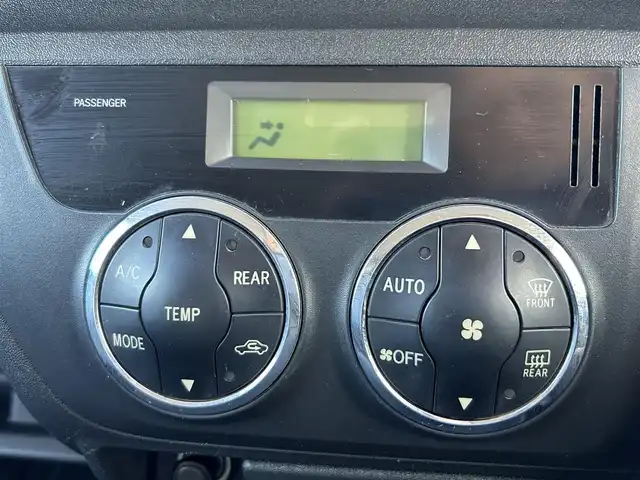 トヨタ ハイエース GL ロング 鳥取県 2012(平24)年 9.7万km ブラックマイカ ALPINE8型ナビ/フルセグ/DVD/CD/BT/バックカメラ・ETC/ALPINEフリップダウンモニター/社外16インチアルミホイール/片側パワースライドドア/キセノンライト/フォグライト/レザー調シートカバー/100V電源/キーレスキー/フロアマット/ドアバイザー/スペアキー2本