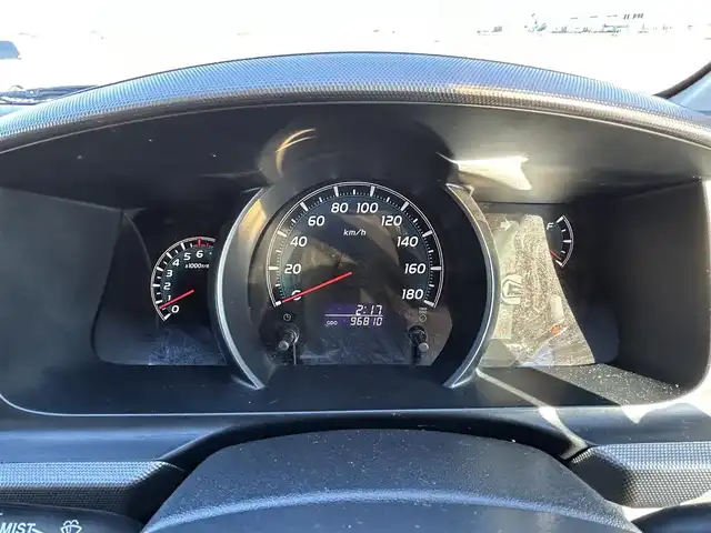 トヨタ ハイエース GL ロング 鳥取県 2012(平24)年 9.7万km ブラックマイカ ALPINE8型ナビ/フルセグ/DVD/CD/BT/バックカメラ・ETC/ALPINEフリップダウンモニター/社外16インチアルミホイール/片側パワースライドドア/キセノンライト/フォグライト/レザー調シートカバー/100V電源/キーレスキー/フロアマット/ドアバイザー/スペアキー2本