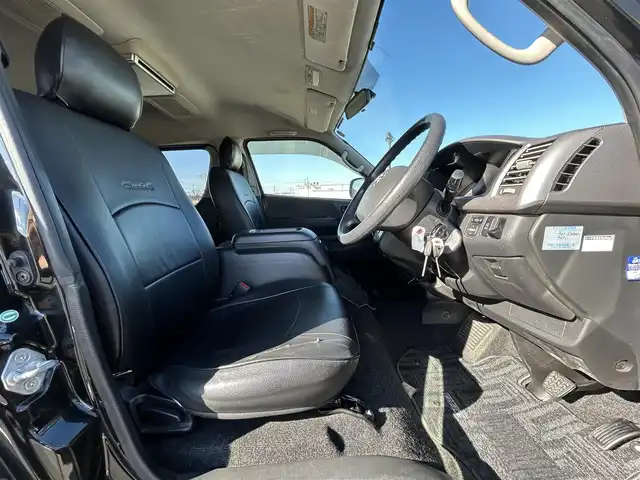 トヨタ ハイエース GL ロング 鳥取県 2012(平24)年 9.7万km ブラックマイカ ALPINE8型ナビ/フルセグ/DVD/CD/BT/バックカメラ・ETC/ALPINEフリップダウンモニター/社外16インチアルミホイール/片側パワースライドドア/キセノンライト/フォグライト/レザー調シートカバー/100V電源/キーレスキー/フロアマット/ドアバイザー/スペアキー2本