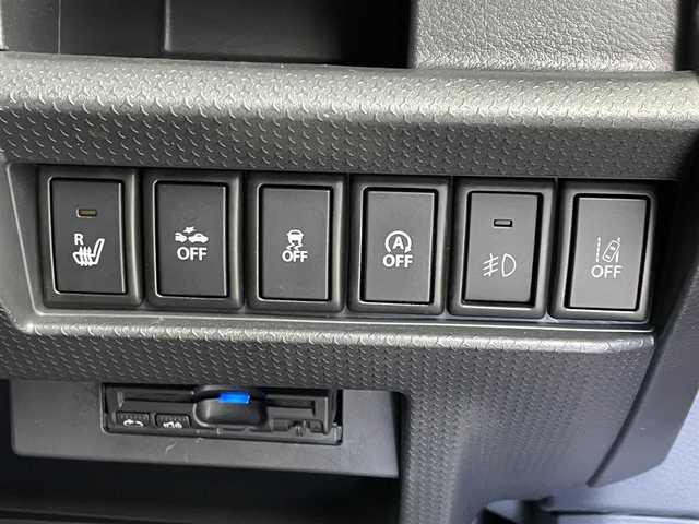 スズキ ハスラー Jスタイル Ⅲ 埼玉県 2018(平30)年 5万km アクティブイエロー/スチールシルバー2トーン 社外７インチナビ　スズキセーフティーサポート　バックカメラ　シートヒーター　ETC ドライブレコーダー　ステアリングスイッチ　ツートン　純正アルミホイール　スマートキー  LEDヘッドライト　オートライト