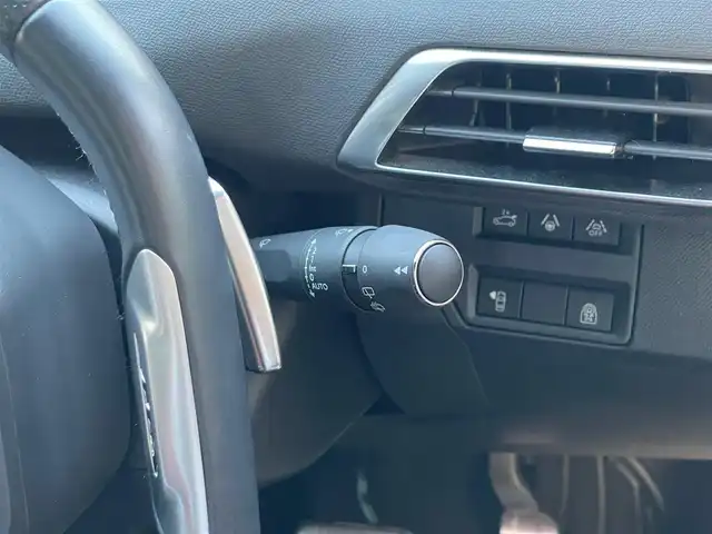 プジョー ３００８ GT ブルー HDi レッドナッパ 山梨県 2022(令4)年 2.1万km パール 当店買取車/赤革/パノラマSR/ディーラーOPメモリナビ/全周囲カメラ/アンビエントライト/電動リアゲート/マッサージシート/前席シートヒーター/フルセグTV/AppleCarplay/AndroidoAuto/純正18インチAW/LEDヘッドライト