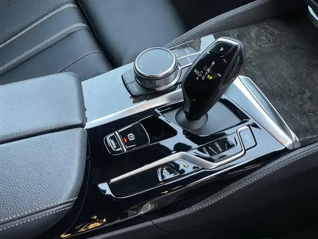 ＢＭＷ ５２３ｄ xDrive Mスピリット 山梨県 2020(令2)年 4.7万km ミネラルホワイト