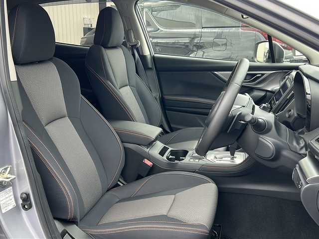 スバル インプレッサ ＸＶ 1．6i－L アイサイト 道北・旭川 2021(令3)年 0.4万km アイスシルバーメタリック ワンオーナー/社外ナビ(CD/DVD/BT/SD/フルセグ)/バックカメラ/4WD/オートライト/パドルシフト/衝突軽減ブレーキ/レーンキープアシスト/横滑り防止/革巻きステアリング/ステアリングスイッチ/ドライブレコーダー/BSM/LED/AVH/禁煙車/フォグランプ/取説/保証書/純正フロアマット/ドアバイザー