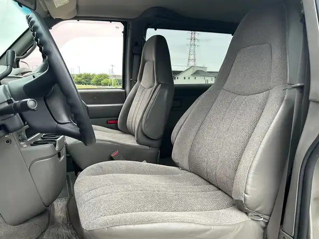 シボレー アストロ LS 茨城県 2004(平16)年 6.8万km ゴールド 〇ワンオーナー/〇ディーラー車/〇4WD/〇VORTECエンジン/〇純正AW/〇GEOLANDAR A/T/〇ETC/〇クルーズコントロール/〇パワーシート/〇リモコンキー