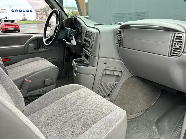 シボレー アストロ LS 茨城県 2004(平16)年 6.8万km ゴールド 〇ワンオーナー/〇ディーラー車/〇4WD/〇VORTECエンジン/〇純正AW/〇GEOLANDAR A/T/〇ETC/〇クルーズコントロール/〇パワーシート/〇リモコンキー