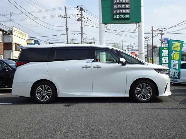 トヨタ アルファード Z 千葉県 2024(令6)年 1万km プラチナホワイトパールマイカ ワンオーナー/純正14型ディスプレイオーディオナビ/パノラミックビューモニター/ビルトインETC2.0/13.2型有機EL後席ディスプレイ/黒革シート/左右独立ムーンルーフ（メーカーOP）/スペアタイヤ（メーカーOP）/デジタルインナーミラー （メーカーOP）/トヨタセーフティセンス/ブラインドスポットモニター/両側パワースライドドア /パワーバックドア /LEDヘッドライト/プッシュスタート/スマートキー2本/前席パワーシート/フロアマット/ドアバイザー/保証書/ユーザーガイド