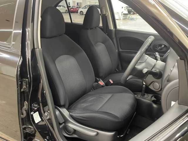 日産 マーチ 12X FOUR 道央・札幌 2012(平24)年 6.5万km ピュアブラック /4WD//ワンオーナー//純正メモリーナビ/  (DVD/CD/フルセグTV)//HIDヘッドライト//電動格納ミラー//純正フロアマット//純正ドアバイザー//スマートキー//エンジンプッシュスタート//スペアキー//純正エンジンスターター//取扱説明書/保証書//純正14インチアルミホイール//リア三面フィルム施工
