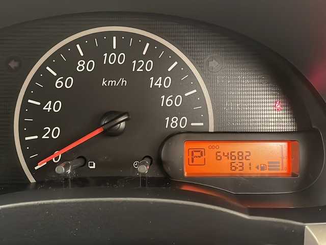 日産 マーチ 12X FOUR 道央・札幌 2012(平24)年 6.5万km ピュアブラック /4WD//ワンオーナー//純正メモリーナビ/  (DVD/CD/フルセグTV)//HIDヘッドライト//電動格納ミラー//純正フロアマット//純正ドアバイザー//スマートキー//エンジンプッシュスタート//スペアキー//純正エンジンスターター//取扱説明書/保証書//純正14インチアルミホイール//リア三面フィルム施工