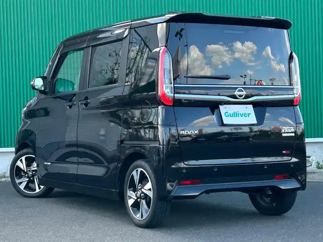 日産 ルークス HWS Gターボ プロパイロットED 宮城県 2022(令4)年 4.4万km ブラック 快適パックA/・プラズマクラスター付リアシーリングファン/・撥水加工シート/・パーソナルテーブル（後席）/・USBソケット（助手席シートバック）/・ロールサンシェード（リアドア）/＝＝＝/プロパイロット/インテリジェントエマージェンシーブレーキ/踏み間違い衝突防止アシスト/インテリジェントLI（車線逸脱防止支援システム）/LDW（車線逸脱警報）/インテリジェントFCW（前方衝突予測警報）/インテリジェントDA（ふらつき警報）/標識認識機能/コーナーセンサー/純正9インチナビ（MM321D-L）/・CD/DVD/・Bluetooth/・フルセグTV/インテリジェントアラウンドビューモニター/ビルトインETC/ドライブレコーダー/ハンズフリーパワースライドドア/革巻きステアリング/ステアリングスイッチ/電動パーキングブレーキ/ブレーキホールド/アダプティブLEDヘッドランプ/フォグランプ/オートライト/スマートキー＆プッシュスタート/スペアキー/電動格納ミラー/純正15インチAW/フロアマット/ドアバイザー