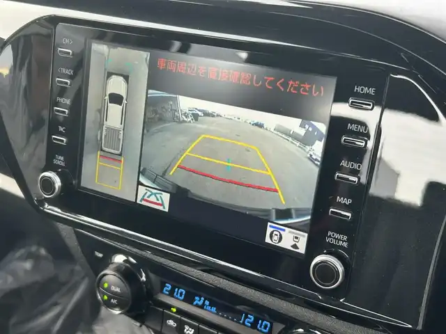 トヨタ ハイラックス Z GRスポーツ 道南・函館 2023(令5)年 2.4万km スーパーホワイトⅡ ・純正ディスプレイオーディオ/・純正エンジンスターター/・ドライブレコーダー前後/・パノラミックビューモニター/・EGRボンネットバグガード/・LADDER FRAME　ソフトトノカバー/・Clazzioラバーマット/・GRスポーツ専用ハーフレザーシート/・運転席パワーシート/・純正マッドガード/・LEDヘッドライト/・オートライト/・プリクラッシュセーフティ/・レーダークルーズコントロール/・クリアランスソナー/・スマートキー/・エンジンプッシュスタート