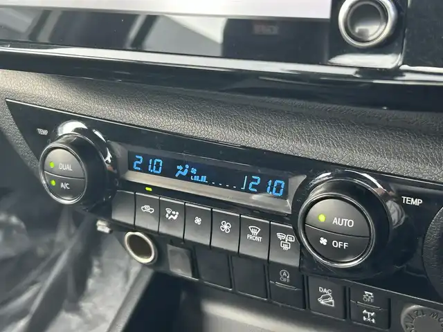 トヨタ ハイラックス Z GRスポーツ 道南・函館 2023(令5)年 2.4万km スーパーホワイトⅡ ・純正ディスプレイオーディオ/・純正エンジンスターター/・ドライブレコーダー前後/・パノラミックビューモニター/・EGRボンネットバグガード/・LADDER FRAME　ソフトトノカバー/・Clazzioラバーマット/・GRスポーツ専用ハーフレザーシート/・運転席パワーシート/・純正マッドガード/・LEDヘッドライト/・オートライト/・プリクラッシュセーフティ/・レーダークルーズコントロール/・クリアランスソナー/・スマートキー/・エンジンプッシュスタート