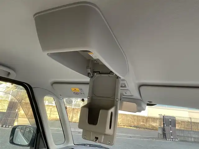 マツダ フレアワゴン XS 山梨県 2015(平27)年 8.7万km クリスタルホワイトP (株)IDOMが運営する【じしゃロン甲府店】の自社ローン対象車両になります。こちらは現金ご利用時の価格です。/自社ローンご希望の方は別途その旨お申付け下さい。す。自社ローンご希望の方は別途その旨お申付け下さい/純正メモリーナビ/（フルセグTV・DVD・CD・SD・USB・BTオーディオ）/バックカメラ/両側パワースライドドア/ブレーキサポートシステム/ETC/スマートキー/取扱説明書/ナビ取扱説明書