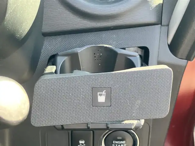 ダイハツ ムーヴ カスタム RS SA 静岡県 2014(平26)年 5.9万km ファイアークォーツレッドM エンジンスタートボタン/パワーウィンドウ/パワーステアリング/アイドリングストップ/ターボ/スマートキー/オートエアコン/ベンチシート/純正フロアマット/純正アルミホイール/布シート/ABS/横滑り防止装置/盗難防止装置/オートライト/LEDヘッドライト/Wエアバッグ/衝突軽減システム/momoステアリング