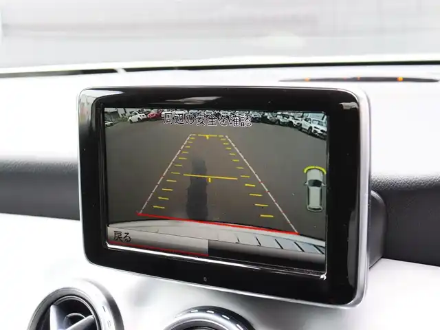 メルセデス・ベンツ ＧＬＡ２５０ 4マチック スポーツ 宮城県 2014(平26)年 5.7万km カルサイトホワイト 純正ナビ【ＢＴ／ＣＤ／ＤＶＤ／フルセグＴＶ／ＨＤＤ】/アダプティブクルーズコントロール　/ブラインドスポットアシスト/レーンキープアシスト/衝突防止アシスト/ルーフレール/パワーシート(D席)/パドルシフト　/メモリーシート(D席)　/バックカメラ　/ドライブレコーダー　/ハーフレザーシート　/シートヒーター(DN席)　/電動リアゲート/電動格納ミラー/ダウンヒルアシストコントロール/MTモード付/コーナーセンサー(前後)/純正フロアマット/純正18インチAW/リモコンキー/ドアバイザー/ＥＴＣ　/禁煙車