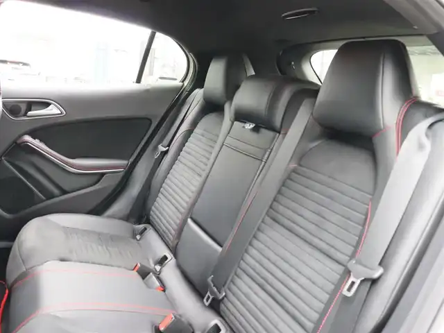 メルセデス・ベンツ ＧＬＡ２５０ 4マチック スポーツ 宮城県 2014(平26)年 5.7万km カルサイトホワイト 純正ナビ【ＢＴ／ＣＤ／ＤＶＤ／フルセグＴＶ／ＨＤＤ】/アダプティブクルーズコントロール　/ブラインドスポットアシスト/レーンキープアシスト/衝突防止アシスト/ルーフレール/パワーシート(D席)/パドルシフト　/メモリーシート(D席)　/バックカメラ　/ドライブレコーダー　/ハーフレザーシート　/シートヒーター(DN席)　/電動リアゲート/電動格納ミラー/ダウンヒルアシストコントロール/MTモード付/コーナーセンサー(前後)/純正フロアマット/純正18インチAW/リモコンキー/ドアバイザー/ＥＴＣ　/禁煙車