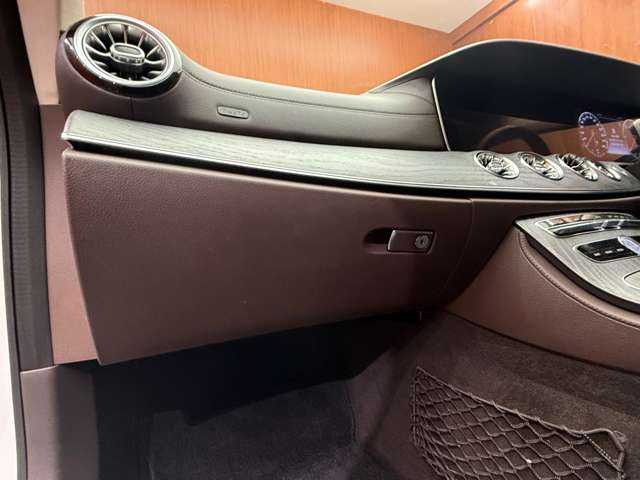 メルセデス・ベンツ ＣＬＳ２２０ｄ スポーツ エクスクルーシブPKG 千葉県 2018(平30)年 5.8万km ダイヤモンドホワイト ＡＣＣ　/茶革　/ＳＲ　/ナビ　/ＴＶ　/Ｂｌｕｅｔｏｏｔｈ接続　/３６０°Ｂｕｒｍｅｓｔｅｒサウンド　/ＨＵＤ　/シートヒーター/ベンチレーション　　/電動シート　/衝突軽減Ｂ　/ＢＳＭ　/ＬＫＡ　/アンビエントライト
