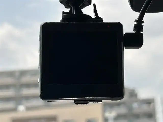 トヨタ アルファード 兵庫県 2022(令4)年 3.8万km ホワイトパールクリスタルシャイン 純正ナビ/ビルトインETC/ドライブレコーダー/フリップダウンモニター/バックカメラ/サンルーフ/両側パワースライドドア/シートヒーター/エアシート/ステアリングヒーター/デジタルインナーミラー/クルーズコントロール（追従走行アリ）/電動パーキングブレーキ/オートホールド/メモリー付パワーシート