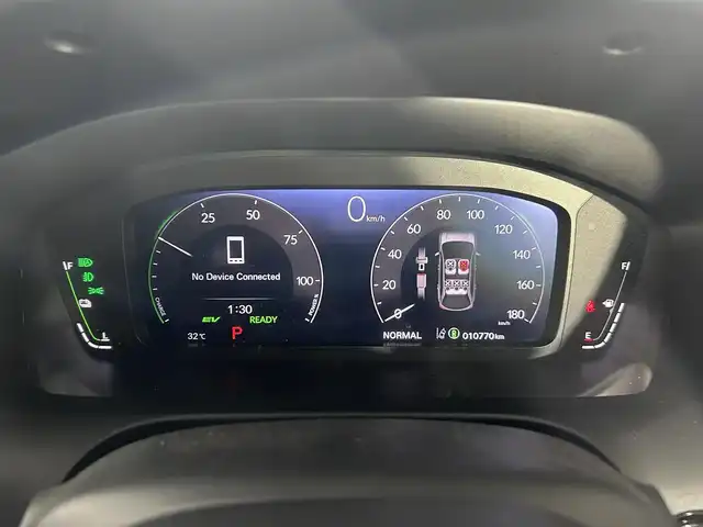 ホンダ ＺＲ－Ｖ ハイブリッド e:HEV Z 佐賀県 2024(令6)年 1.1万km クリスタルブラックパール 純正9インチホンダコネクティッドナビ【MY22ADA】/フルセグTV/Bluetooth/BOSEプレミアムサウンド/全方位バックカメラ/衝突被害軽減システム/レーダークルーズコントロール/ブラインドスポットモニター/レーンアシスト/先行車発進のお知らせ機能/ロードサインアシスト/クリアランスソナー/オートライト/オートマチックハイビーム/ダウンヒルアシストコントロール/ブレーキホールド/置くだけ充電/パワーバックドア/ビルトインETC2.0/前後ドライブレコーダー/ステアリングヒーター/運転席・助手席パワーシート/運転席・助手席シートヒーター/レザーシート/パドルシフト/オートワイパー/ISOFIX対応シート/LEDヘッドライト/フォグライト/スペアキー×１/禁煙車