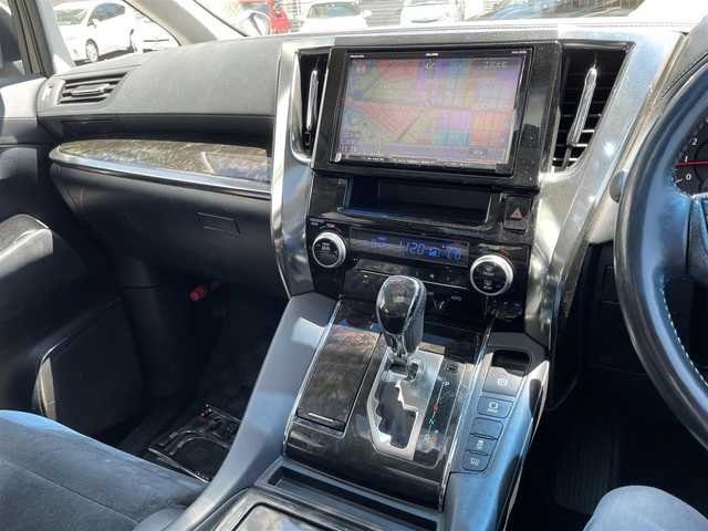トヨタ ヴェルファイア Z Gエディション 静岡県 2016(平28)年 10.9万km ホワイトパールクリスタルシャイン Wサンルーフ/両側パワースライド/パワーバックドア/社外メモリナビ・フルセグTV/DVD/CD/SD/USB/Bluetooth/バックカメラ/純正18インチアルミホイール/クルーズコントロール/ハーフレザーシート/前席パワーシート/ETC/LEDライト/スマートキー2個/プッシュスタート/新車時保証書/取扱説明書