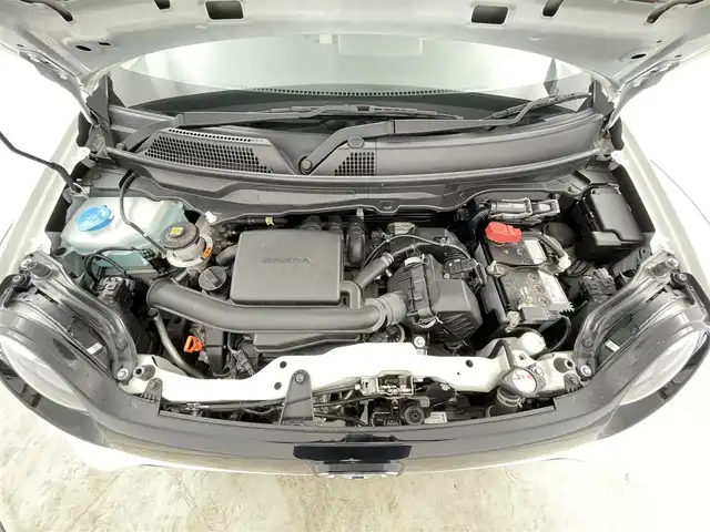 ホンダ Ｎ ＯＮＥ オリジナル 千葉県 2021(令3)年 0.8万km プラチナホワイトパール ホンダセンシング/・衝突軽減ブレーキ/・レーンキープアシスト/・先行車発進お知らせ/・路外逸脱抑制システム/・標識認識機能/純正7インチSDナビ/CD BT SD USB BT フルセグ/バックカメラ/レーダークルーズコントロール/LEDオートライト/パーキングスイッチ/ブレーキホールド/純正フロアマット/ドアバイザー/プッシュスタート/スマートキー