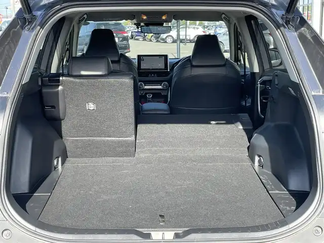 トヨタ ＲＡＶ４ アドベンチャー オフロードPKG 道央・札幌 2021(令3)年 9.1万km グレーメタリック ４WD/寒冷地仕様/トヨタセーフティセンス/純正ディーラーOPナビ/CD/DVD/BT/フルセグ/プリクラッシュセーフティ/横滑り防止装置/レーダークルーズコントロール/ダウンヒルアシストコントロール/レーンキープアシスト/クリアランスソナー/ブラインドスポットモニター/パーキングサポートブレーキ/リアクロストラフィックアラート/ロードサインアシスト/バックカメラ/ビルトインETC/ドライブレコーダー/パワーバックドア/D席パワーシート/デジタルインナーミラー/ステアリングリモコン/プッシュスタート/スマートキー/LEDヘッドライト/オートライト/オートハイビーム/フォグランプ/電動格納ミラー/純正フロアマット/ドアバイザー