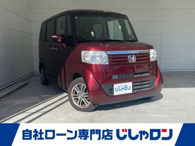 ホンダ Ｎ ＢＯＸ G SSパッケージ 沖縄県 2013(平25)年 6.4万km プレミアムディープロッソパール (株)IDOMが運営する【じしゃロンコザ店】の自社ローン専用車両になりますこちらは現金またはオートローンご利用時の価格です。自社ローンご希望の方は別途その旨お申付け下さい/・本土仕入/・純正ナビ/・ＴＶ/・バックカメラ/・両側パワースライドドア/・スマートキー/・プッシュスタート/・ドライブレコーダー/・純正アルミホイール/・純正フロアマット