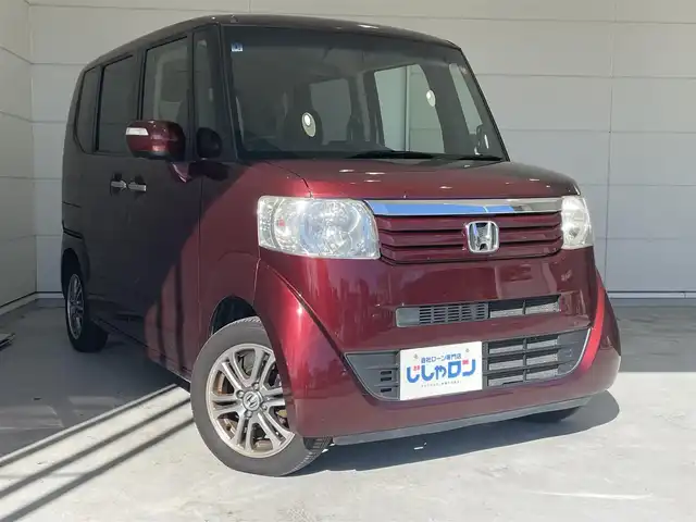 ホンダ Ｎ ＢＯＸ G SSパッケージ 沖縄県 2013(平25)年 6.4万km プレミアムディープロッソパール (株)IDOMが運営する【じしゃロンコザ店】の自社ローン専用車両になりますこちらは現金またはオートローンご利用時の価格です。自社ローンご希望の方は別途その旨お申付け下さい/・本土仕入/・純正ナビ/・ＴＶ/・バックカメラ/・両側パワースライドドア/・スマートキー/・プッシュスタート/・ドライブレコーダー/・純正アルミホイール/・純正フロアマット