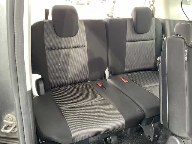 日産 セレナ ハイウェイスター V 道北・旭川 2020(令2)年 13.1万km ダークメタルグレー/ダイヤモンドブラック /4WD//禁煙車//ワンオーナー//純正SDナビ//CD/DVD/SD/MSV/BT/USB/フルセグ//アラウンドビューモニター//後席モニター//両側パワースライドドア//左側ハンズフリードア//プロパイロット//エマージェンシーブレーキ//レーンキープ//ハンドル支援//ブラインドスポットモニター//コーナーセンサー//レーダークルーズコントロール//アイドリングストップ//パーキングアシスト//前後ドライブレコーダー//GPSレーダー//ETC//純正エンジンスターター//オートライト//LEDヘッドライト//フォグライト//サンシェード//純正フロアマット//ドアバイザー//社外AW冬タイヤ積み込み