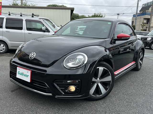 フォルクスワーゲン ザ・ビートル Rライン 埼玉県 2018(平30)年 6.8万km ディープブラックパールエフェクト メモリナビ/バックカメラ/アイドリングストップ/ETC/プッシュスタート/スマートキー/コーナーセンサー/フルセグTV/純正アルミ18インチ/フルオートエアコン/AUX接続端子/オートライト/純正フロアマット/ターボ車