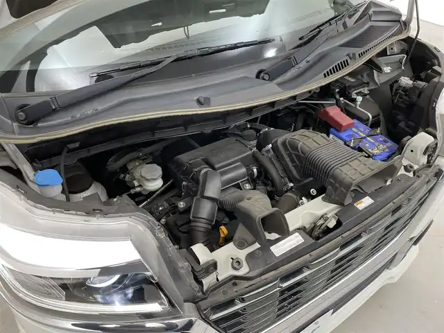 スズキ スペーシア カスタム HYBRID XS ターボ 滋賀県 2018(平30)年 5.5万km ピュアホワイトP 8インチナビ/CD/DVD/USB/Bluetooth/フルセグTV/バックカメラ/ETC/衝突軽減ブレーキ/両側パワースライドドア/クルーズコントロール/ハーフレザーシート/シートヒーター/LEDヘッドライト/純正アルミホイール