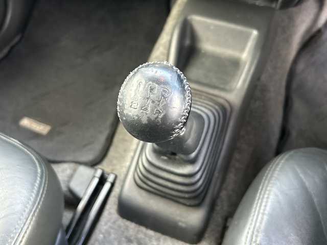 スズキ ジムニー ランドベンチャー 山梨県 2003(平15)年 12.2万km 黒 パートタイム４WD/５MT/レザーシート