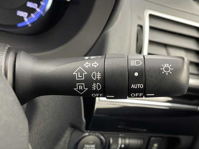 スバル レヴォーグ 1．6GT アイサイト 新潟県 2016(平28)年 2.4万km クリスタルブラックシリカ 純正９型ナビ(CN-LR710D)/バックカメラ/フルセグTV/レーダークルーズコントロール/パワーシート/LEDヘッドライト/保証書/アイサイト/スマートキー/ETC/Bluetooth/ターボ/4WD/純正フロアマット