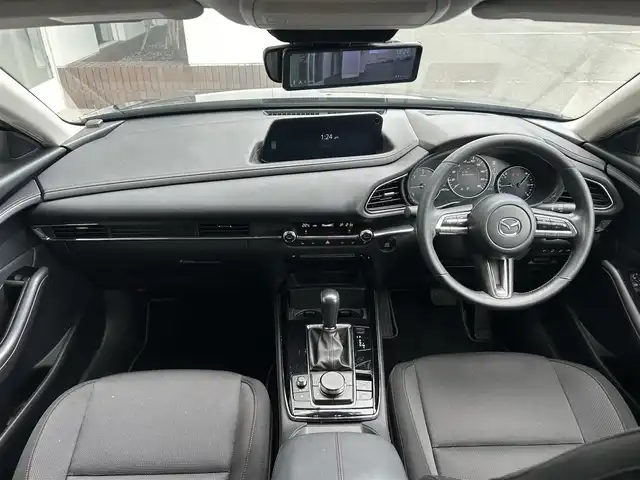 マツダ ＣＸ－３０ XD ブラックトーンエディション 静岡県 2022(令4)年 3.8万km マシーングレープレミアムM 特別仕様車/【特別装備】/・クルージング＆トラフィック・サポート/・電動格納リモコン式カラードドアミラー（オート格納／ヒーテッド機能）：グロスブラック/・２１５／５５Ｒ１８　９５Ｈタイヤ＆１８×７Ｊインチアルミホイール（ブラックメタリック塗装）/・シート（カラー：ブラック）/純正ナビ/ＤＶＤ再【メーカーオプション】/フルセグＴＶ【メーカーオプション】/３６０セーフティＰＫＧ【メーカーオプション】/３６０°ビュー・モニター＋ドライバー・モニタリング/ドライビングポジションサポートＰＫＧ【メーカーオプション】/３６０°ビュー・モニター＋ドライバー・モニタリング運転席１０Ｗａｙパワーシート＆ドライビングポジションメモリー機能（シート位置／アクティブ・ドライビング・ディスプレイ／ドアミラー角度、リバース連動）＋運転席＆助手席シートヒーター＋ステアリングヒーター/i-stop/追従機能付きクルーズコントロール/ブラインドスポット/電動リアゲート/ルーフレール/HUD/ドアバイザー/スマートキー2本/純正フロアマット/純正１８ＡＷ/保証書/取扱説明書