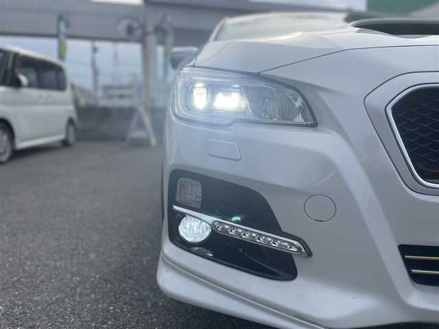 スバル レヴォーグ 1．6GT アイサイト 群馬県 2014(平26)年 19.1万km クリスタルホワイトP ４WD/ターボ/社外SDナビ・TV/バックカメラ/レーダークルーズコントロール/社外18インチAW/スタッドレスタイヤ４本積込AW付き