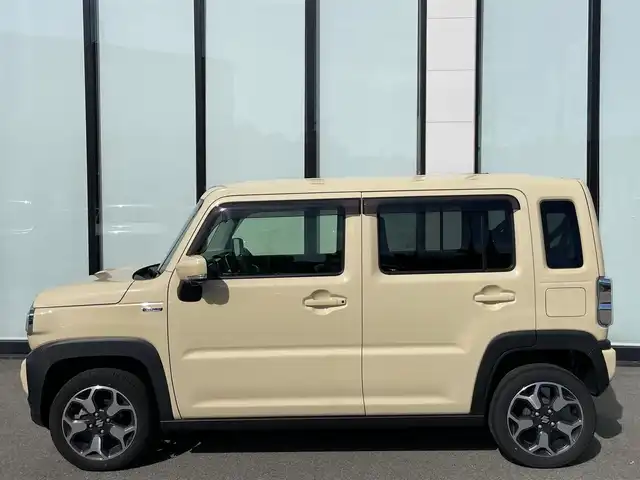 スズキ ハスラー HYBRID X 新潟県 2022(令4)年 2.5万km シフォンアイボリーM 純正9インチメモリーナビ/（AppleCarPlay/AndroidAuto/フルセグTV/Bluetooth/USB/CD/DVD）/全方位モニター/ビルトインETC/前席シートヒーター/純正アルミホイール（15インチ）/純正フロアマット/フルタイム4WD/マイルドハイブリッド