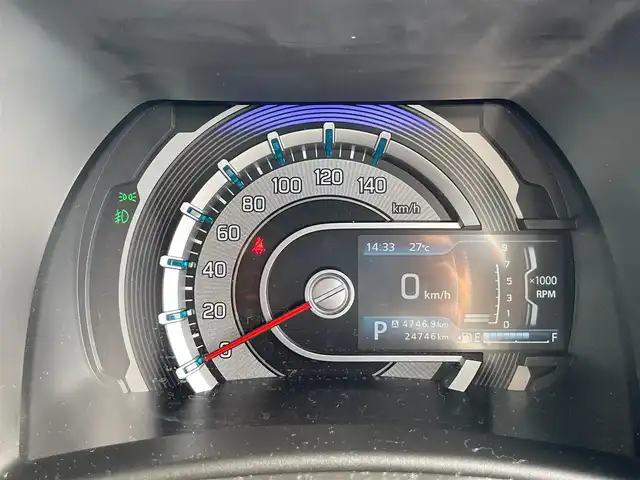 スズキ ハスラー HYBRID X 新潟県 2022(令4)年 2.5万km シフォンアイボリーM 純正9インチメモリーナビ/（AppleCarPlay/AndroidAuto/フルセグTV/Bluetooth/USB/CD/DVD）/全方位モニター/ビルトインETC/前席シートヒーター/純正アルミホイール（15インチ）/純正フロアマット/フルタイム4WD/マイルドハイブリッド