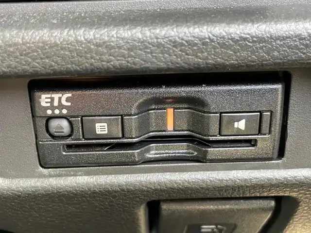 スズキ ハスラー HYBRID X 新潟県 2022(令4)年 2.5万km シフォンアイボリーM 純正9インチメモリーナビ/（AppleCarPlay/AndroidAuto/フルセグTV/Bluetooth/USB/CD/DVD）/全方位モニター/ビルトインETC/前席シートヒーター/純正アルミホイール（15インチ）/純正フロアマット/フルタイム4WD/マイルドハイブリッド