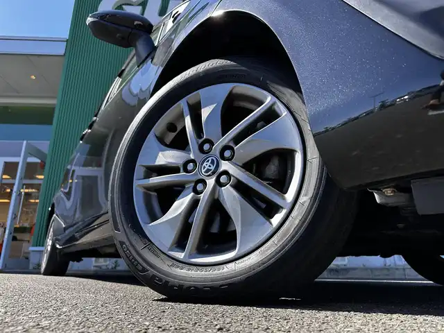 トヨタ シエンタ ファンベースG セーフティED 宮城県 2020(令2)年 3.9万km ブラックマイカ LEDランプパッケージ/・オートレベリング機能付LEDヘッドランプ/・オートライト/・LEDフロントフォグランプ/・レッド加飾付クリアレンズLEDリアコンビネーションランプ/15インチアルミホイール/＝＝＝/セーフティセンス/・プリクラッシュセーフティ/・レーンディパーチャーアラート/・オートマチックハイビーム/先行車発進告知機能/インテリジェントクリアランスソナー/純正ナビ（NSZT-W68T）/・CD/DVD/・Bluetooth/・フルセグTV/パノラミックビューモニター/ビルトインETC/ドライブレコーダー/両側パワースライドドア/ハーフレザーシート/シートヒーター/ステアリングヒーター/革巻きステアリング/ステアリングスイッチ/スマートキー＆プッシュスタート/スペアキー1本/電動格納ミラー/純正ドアバイザー/純正フロアマット/Wエアバッグ