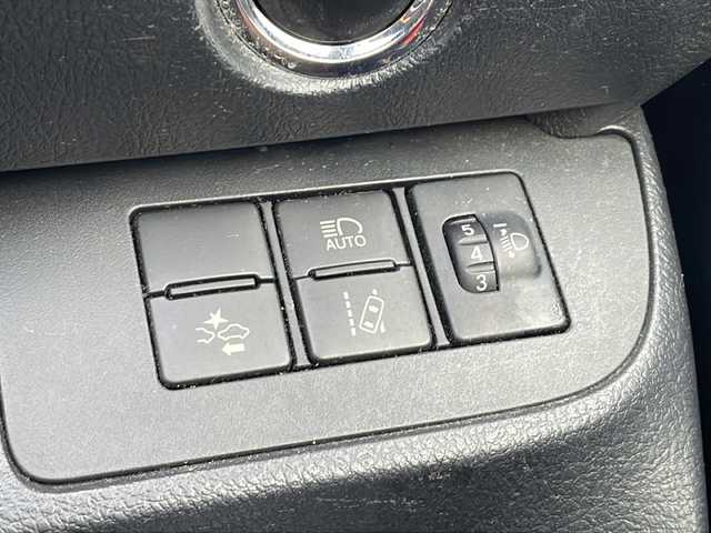 トヨタ シエンタ G 山口県 2018(平30)年 11.9万km ブラックマイカ 社外ナビ/DVD/CD/SD/BT/フルセグTV/バックカメラ/両側パワースライドドア/革巻きステアリング/ステアリングスイッチ/前席シートヒーター/オートハイビーム/ヘッドライトレベライザー/衝突被害軽減ブレーキ/LDA/横滑り防止/アイドリングストップ/スマートキー/ビルトインETC/純正フロアマット/純正ドアバイザー/電動格納ウインカードアミラー