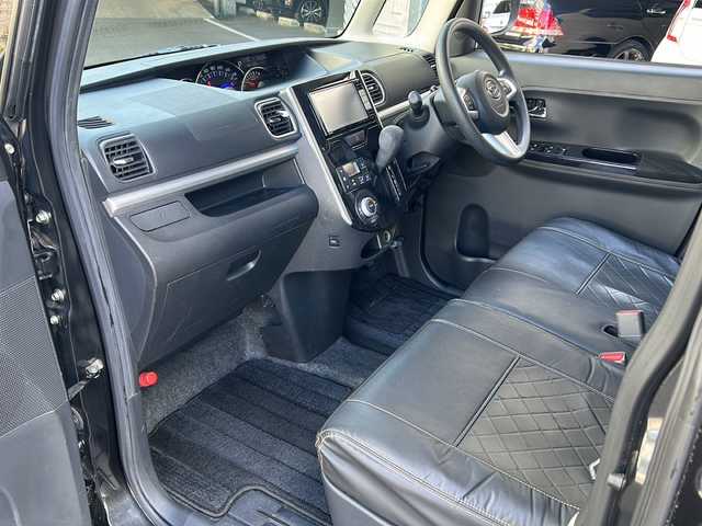 ダイハツ タント カスタム X トップED SA Ⅲ 広島県 2018(平30)年 6万km ブラックマイカメタリック 純正７型SDナビ/CD/DVD/SD/BT/フルセグTV/バックカメラ/スマートアシストIII/・衝突回避支援ブレーキ機能/・誤発進抑制機能(前方＋後方)/・車線逸脱警報機能/・ふらつき警報/・先行車発進お知らせ機能/・オートハイビーム/片側パワースライドドア/シートヒーター/LEDヘッドライト/オートライト/ETC/スマートキー/プッシュスタート/ステアリングスイッチ/サンシェード/純正フロアマット/純正アルミホイール/シートカバー