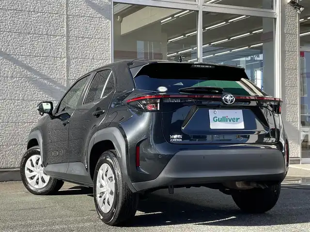 トヨタ ヤリスクロス X 埼玉県 2021(令3)年 8.1万km ブラックマイカ /ワンオーナー//純正ディスプレイオーディオ//バックカメラ//Bluetoothオーディオ//アダプティブクルーズコントロール//ビルトインETC//スマートキー//LEDヘッドライト//PCS//LTA//PKSB//RSA//クリアランスソナー//W.サイド.カーテンエアバッグ//ABS//横滑り防止装置//プライバシーガラス//新車時保証書//取扱説明書//マルチメディア取説