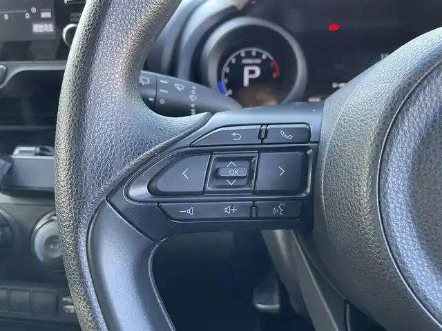 トヨタ ヤリスクロス X 埼玉県 2021(令3)年 8.1万km ブラックマイカ /ワンオーナー//純正ディスプレイオーディオ//バックカメラ//Bluetoothオーディオ//アダプティブクルーズコントロール//ビルトインETC//スマートキー//LEDヘッドライト//PCS//LTA//PKSB//RSA//クリアランスソナー//W.サイド.カーテンエアバッグ//ABS//横滑り防止装置//プライバシーガラス//新車時保証書//取扱説明書//マルチメディア取説