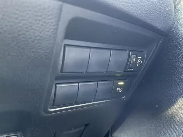 トヨタ ヤリスクロス X 埼玉県 2021(令3)年 8.1万km ブラックマイカ /ワンオーナー//純正ディスプレイオーディオ//バックカメラ//Bluetoothオーディオ//アダプティブクルーズコントロール//ビルトインETC//スマートキー//LEDヘッドライト//PCS//LTA//PKSB//RSA//クリアランスソナー//W.サイド.カーテンエアバッグ//ABS//横滑り防止装置//プライバシーガラス//新車時保証書//取扱説明書//マルチメディア取説