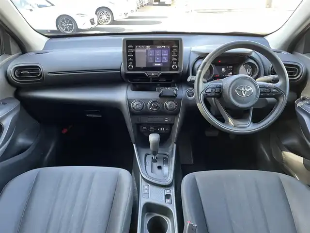 トヨタ ヤリスクロス X 埼玉県 2021(令3)年 8.1万km ブラックマイカ /ワンオーナー//純正ディスプレイオーディオ//バックカメラ//Bluetoothオーディオ//アダプティブクルーズコントロール//ビルトインETC//スマートキー//LEDヘッドライト//PCS//LTA//PKSB//RSA//クリアランスソナー//W.サイド.カーテンエアバッグ//ABS//横滑り防止装置//プライバシーガラス//新車時保証書//取扱説明書//マルチメディア取説