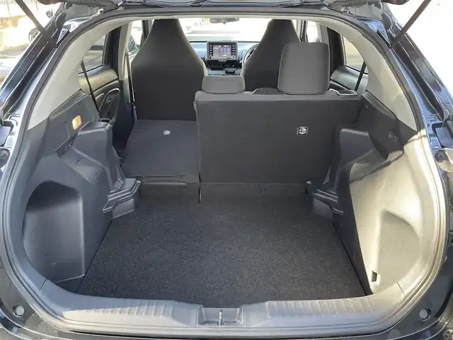 トヨタ ヤリスクロス X 埼玉県 2021(令3)年 8.1万km ブラックマイカ /ワンオーナー//純正ディスプレイオーディオ//バックカメラ//Bluetoothオーディオ//アダプティブクルーズコントロール//ビルトインETC//スマートキー//LEDヘッドライト//PCS//LTA//PKSB//RSA//クリアランスソナー//W.サイド.カーテンエアバッグ//ABS//横滑り防止装置//プライバシーガラス//新車時保証書//取扱説明書//マルチメディア取説