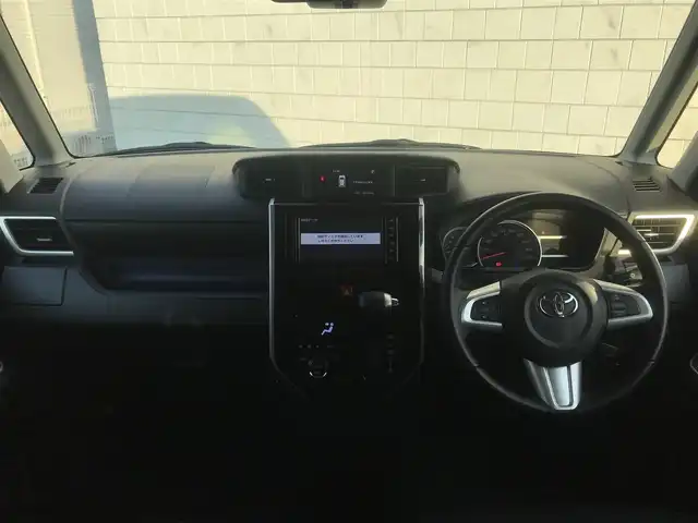 トヨタ ルーミー カスタムG 栃木県 2019(平31)年 8.9万km レーザーブルークリスタルシャイン (株)IDOMが運営する【じしゃロン小山店】の自社ローン対象車両になります。こちらは現金ご利用時の価格です。/自社ローンご希望の方は別途その旨お申付け下さい。//禁煙車/純正フルセグナビ/（CD/DVD/AM/FMラジオ）/(Bluetooth)/スマートキー/プッシュスタート/バックカメラ/ＥＴＣ/両側パワースライドドア/クルーズコントロール/コーナーセンサー/アイドリングストップ/シートヒーター/ステアリングリモコン/後部座席サンシェード/電動格納ドアミラー/パワーウインドウ/オートライト/オートマチックハイビーム/防眩ミラー