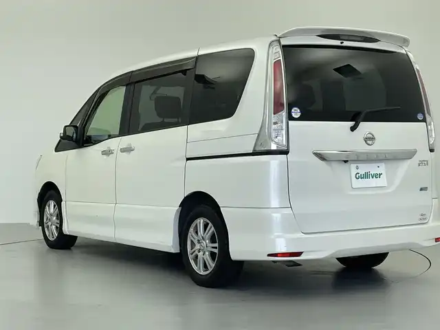 日産 セレナ ハイウェイスター Vエアロセレ 岐阜県 2012(平24)年 18.8万km ブリリアントホワイトパール 純正ナビ(フルセグTV)/バックカメラ　/Ｂｌｕｅｔｏｏｔｈ　　/両側パワースライドドア　/純正フロアマット　/スマートキー　/パワーウィンドウ　/パワーステアリング　/社外アルミホイール　/横滑り防止装置　/フリップダウンモニター/ETC